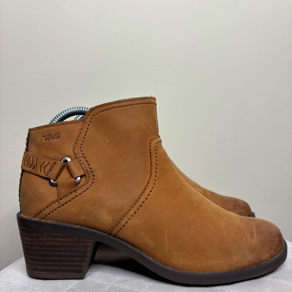 TEVA FOXY CARAMEL WOMENS BOOTIES SIZE 7 - Picture 2 of 8